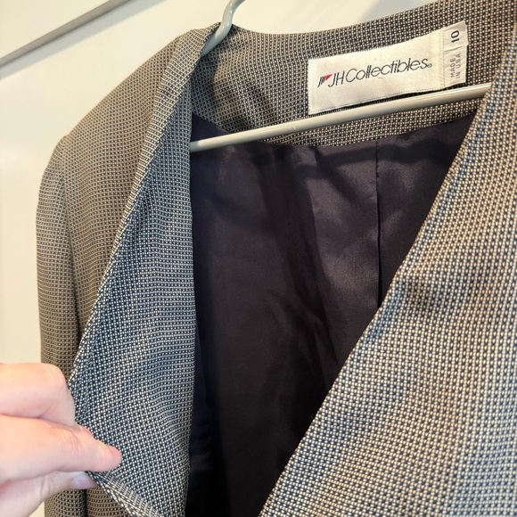 JH Collectibles Charcoal/Brown Blazer - Picture 6 of 10